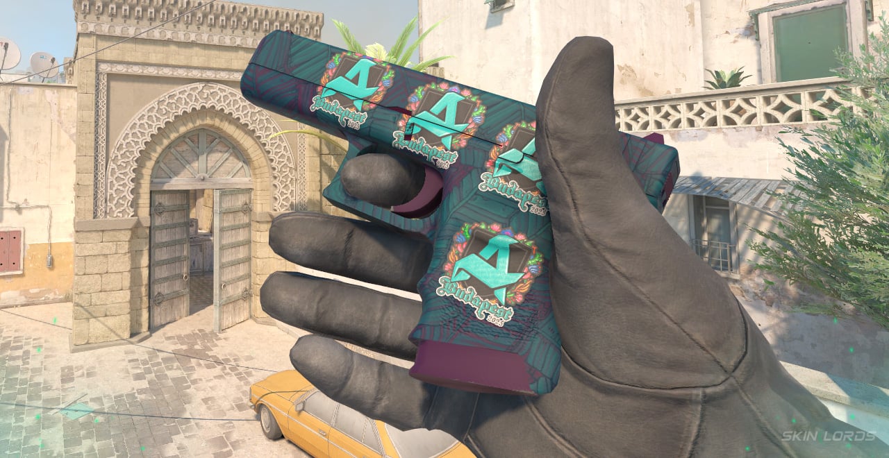 Glock-18 Synth Leaf + 4x Aurora (Embroidered) Budapest 2025 aurora budapest sticker craft