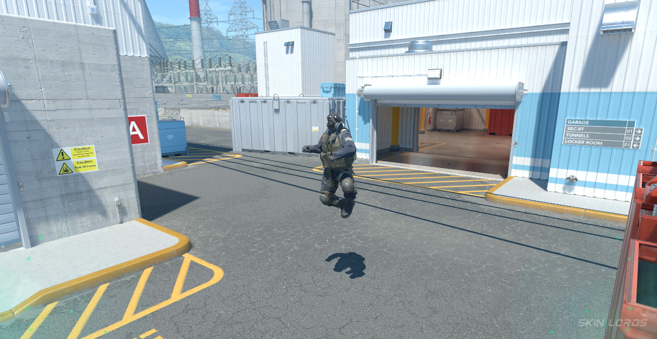 How Do Jumpthrow Binds Work in Counter-Strike?
